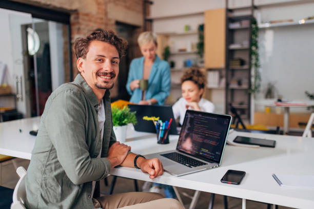 Junior Fullstack API fejlesztő 06135010